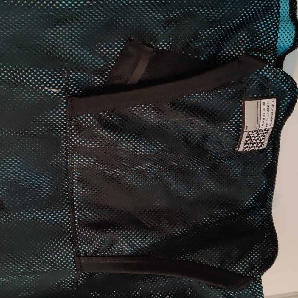 Nike Air Basketball Jersey - Picture 3 of 7